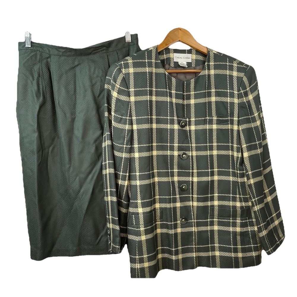 Casual Corner Womens  Vintage‎ 2 PC Rayon Skirt Suit Size 14 Green Beige Plaid